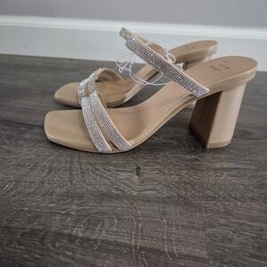 A New Day Silver Block Heels Size 5.5 W NWT
